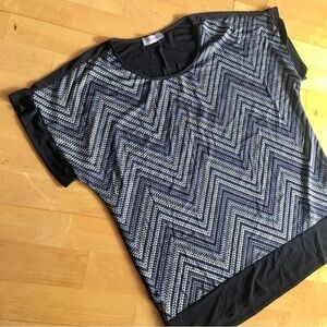 Forever Reign Short Sleeve Zigzag Stripe Top, Black, Cream, Size L